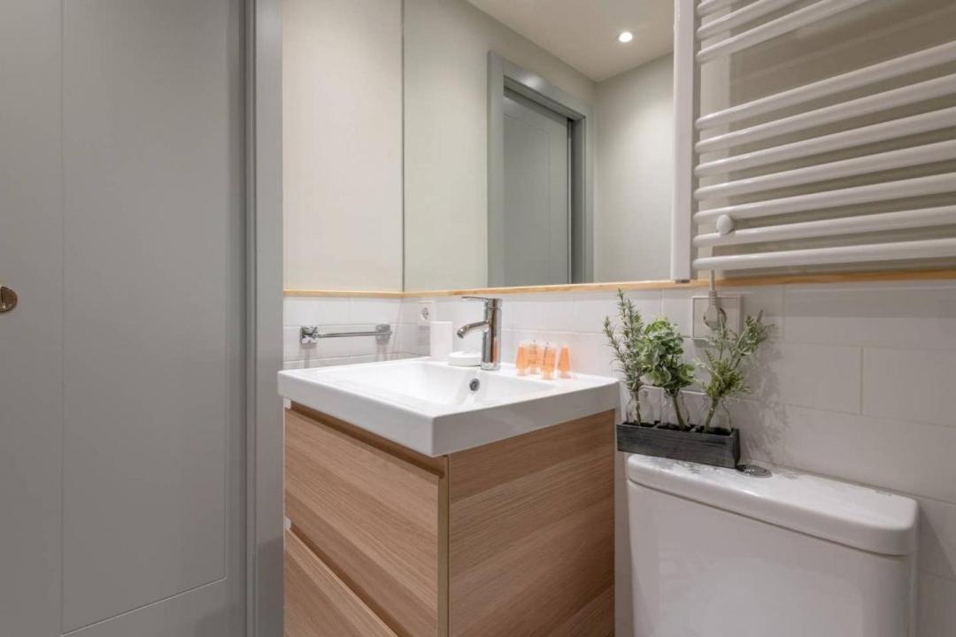 Sophisticated Brand New Flat Apartamento Madri Exterior foto